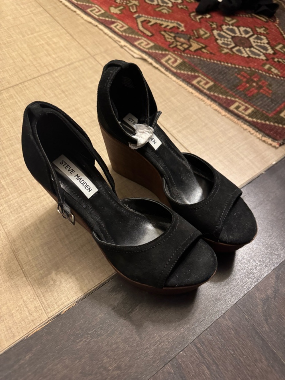 Steve Madden Black Suede Wedge Sandals with Wood-Look Platform NWOT - Picture 2 of 4